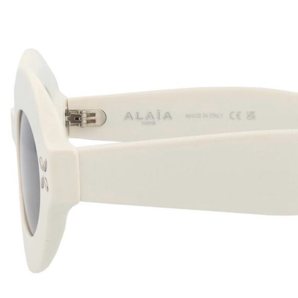 New! Alaïa White Oval Sunglasses AA0059S 002, Authentic main image 14